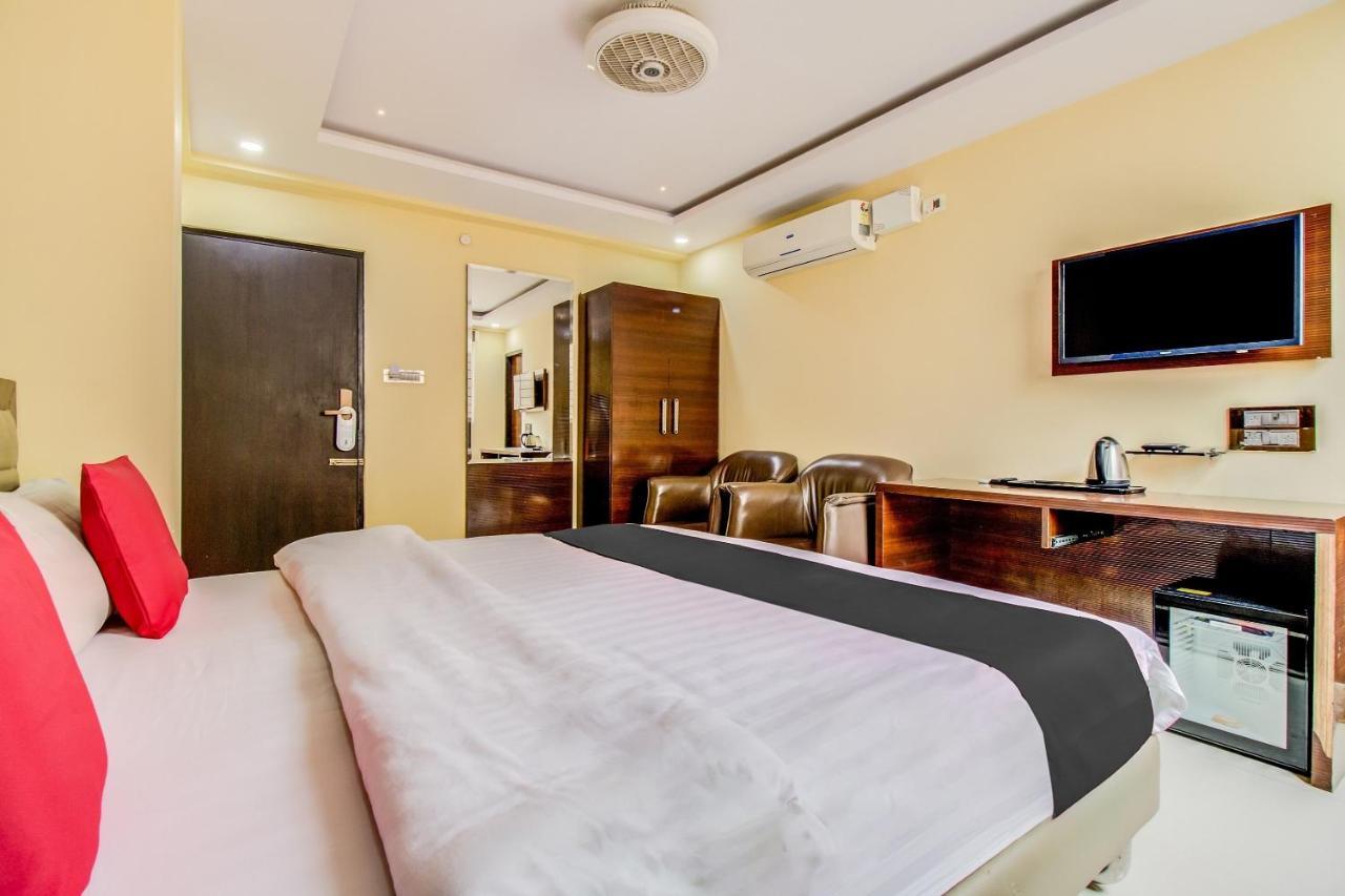 Capital O 5381 The Emirates Hotel Bengaluru Kültér fotó