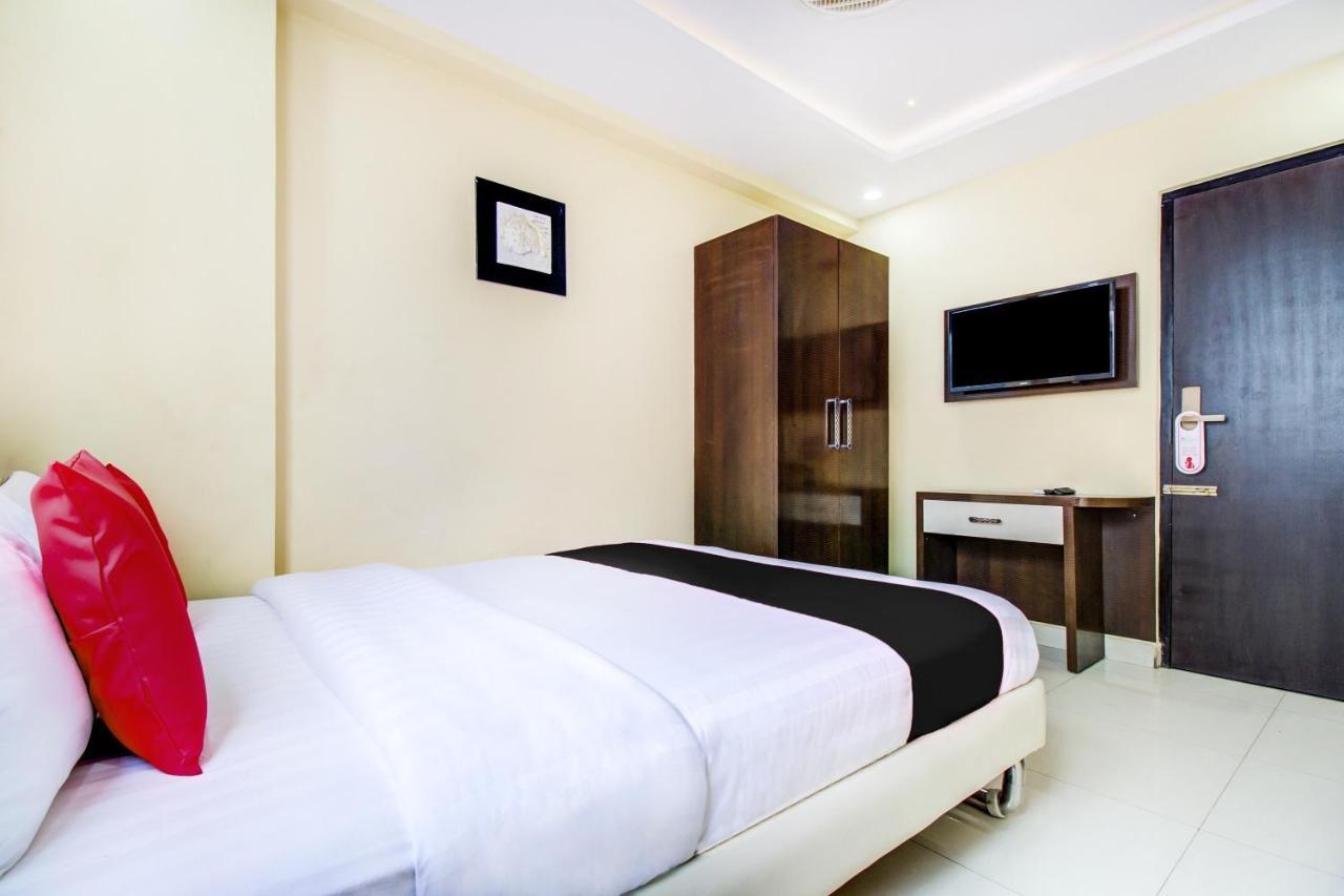 Capital O 5381 The Emirates Hotel Bengaluru Kültér fotó