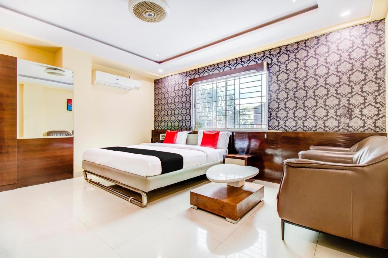 Capital O 5381 The Emirates Hotel Bengaluru Kültér fotó